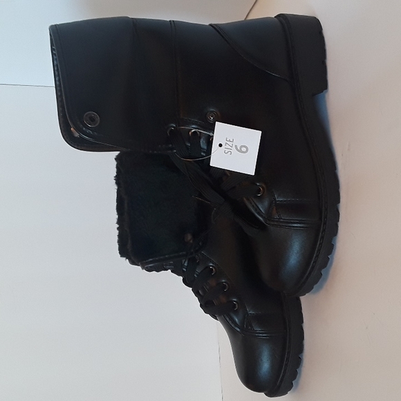 Just Be Boots - Picture 5 of 5